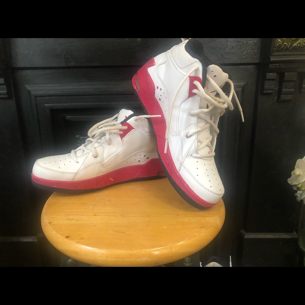 Jordan Classic 90s Women’s White & Pink size 8.5